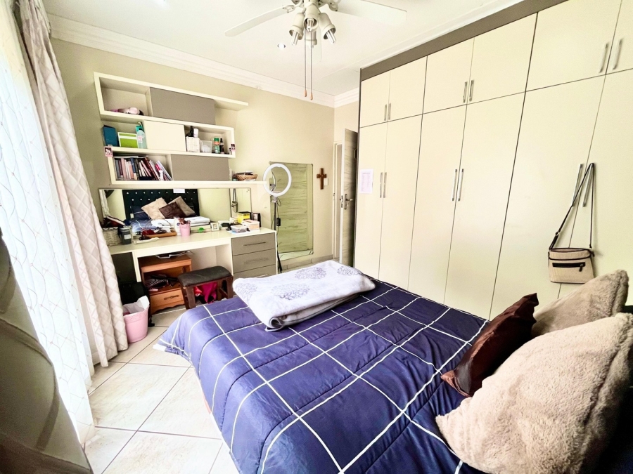 4 Bedroom Property for Sale in Safari Gardens North West